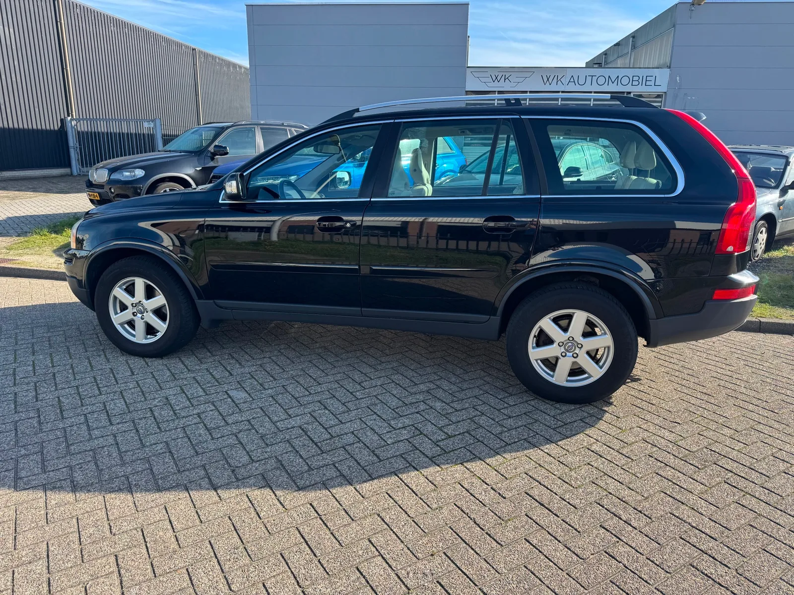 Volvo XC90 (2011) — foto 1