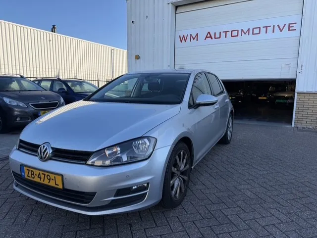 Volkswagen Golf (2013) — foto 1