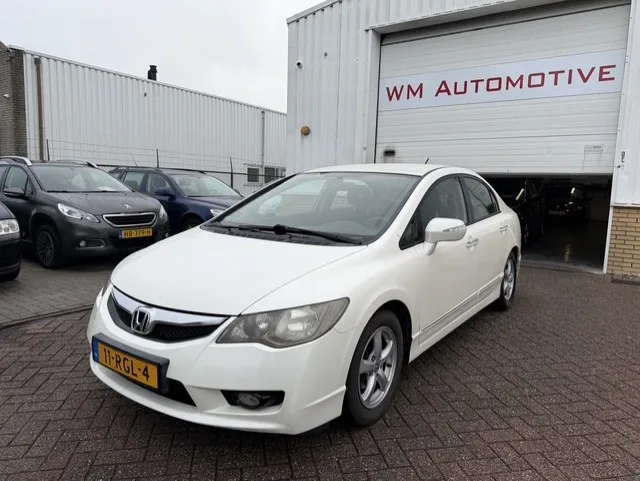 Honda Civic (2011) — foto 1