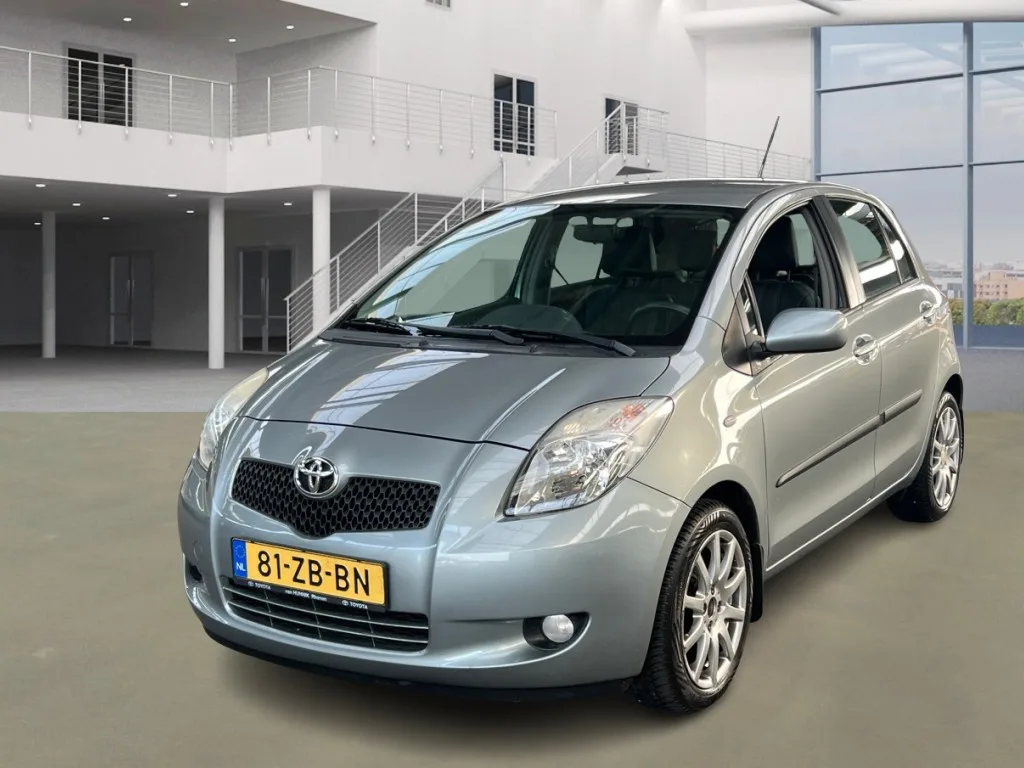 Toyota Yaris (2008) — foto 1