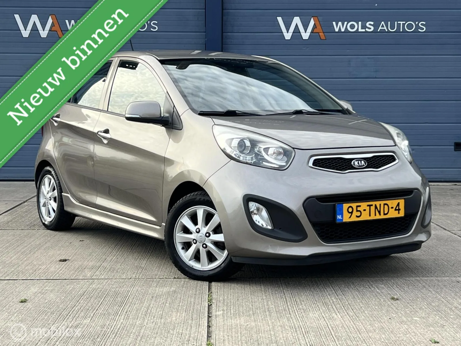 Kia Picanto (2012) — foto 1