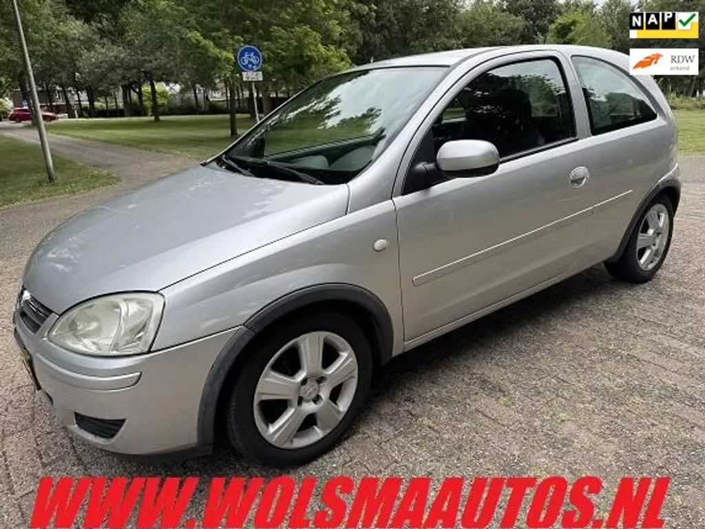 Opel Corsa (2004) — foto 1