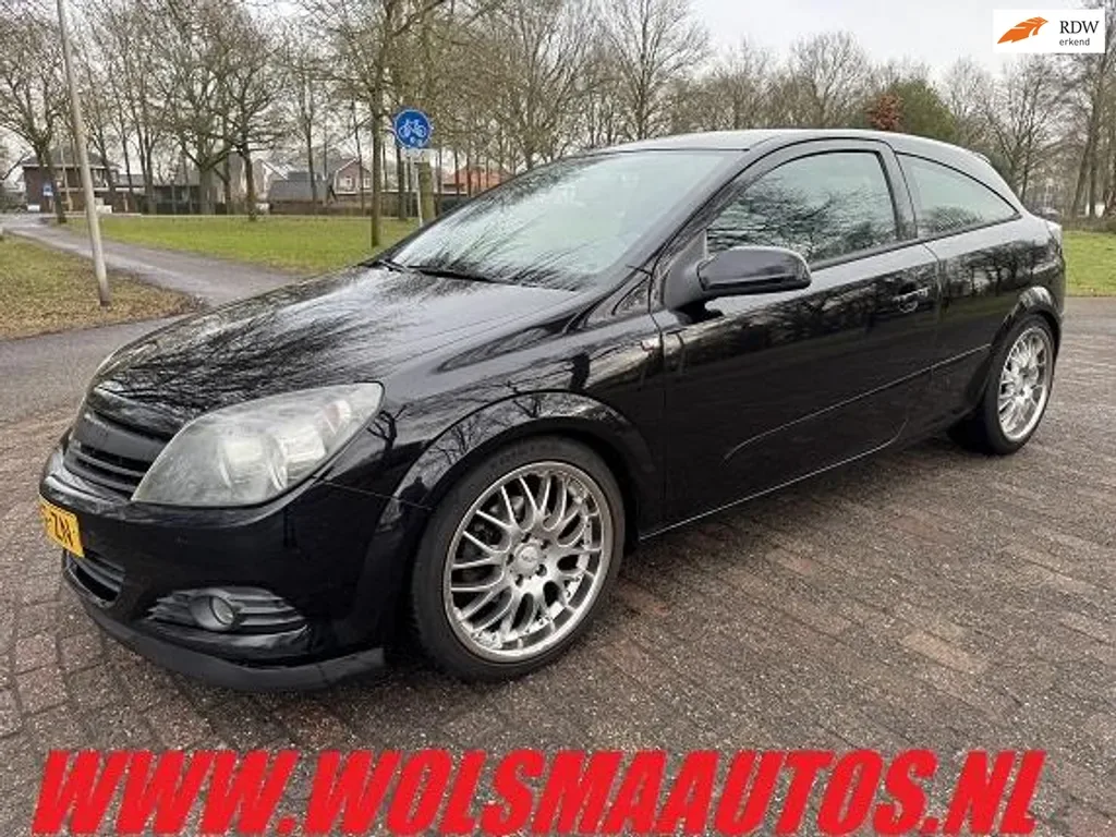 Opel Astra (2005) — foto 1