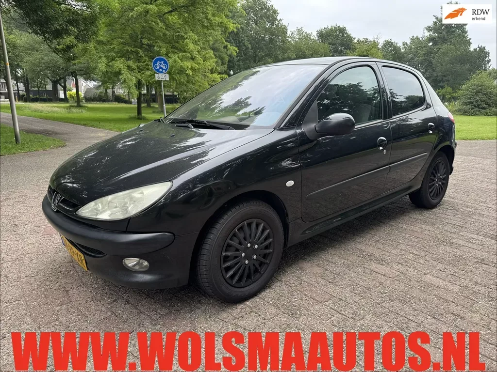 Peugeot 206 (2005) — foto 1