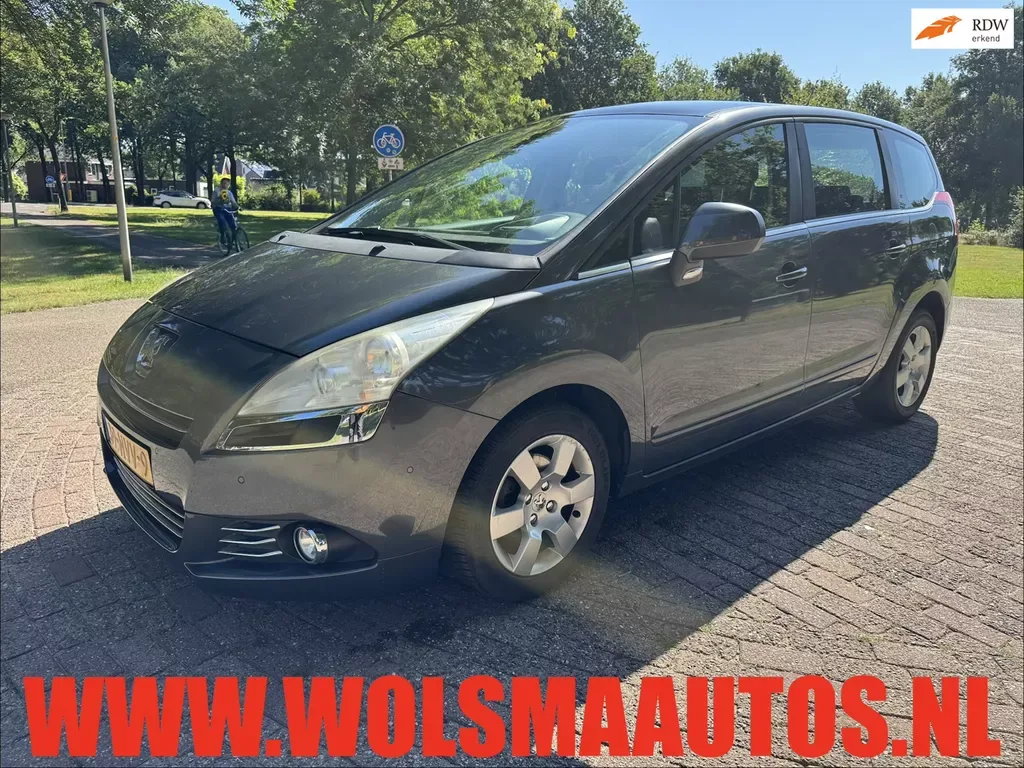 Peugeot 5008 (2010) — foto 1