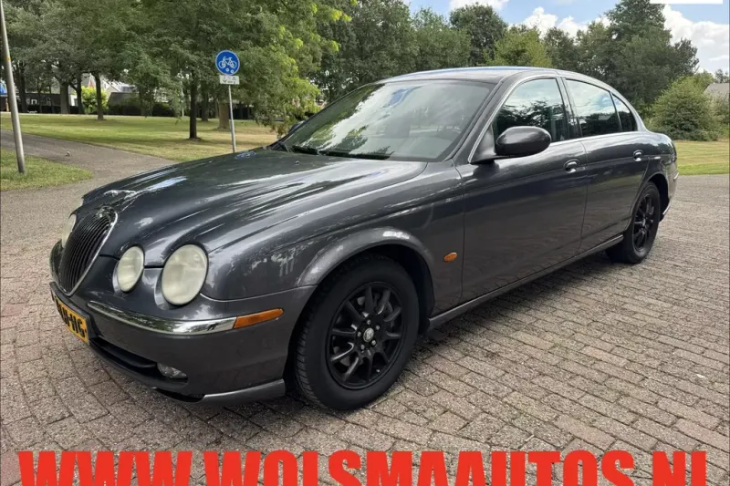 Jaguar S-Type (2003)