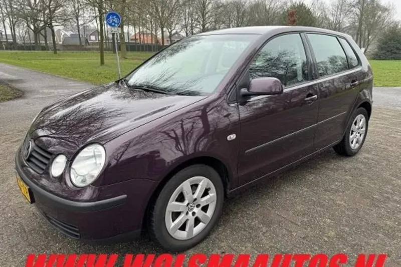 Volkswagen Polo (2003)