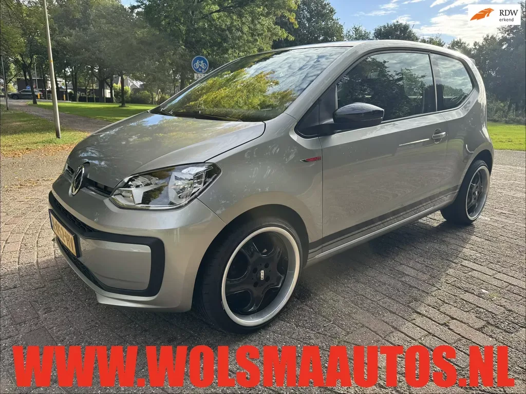 Volkswagen Up! (2017) — foto 1