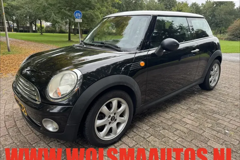 MINI Cooper (2009)