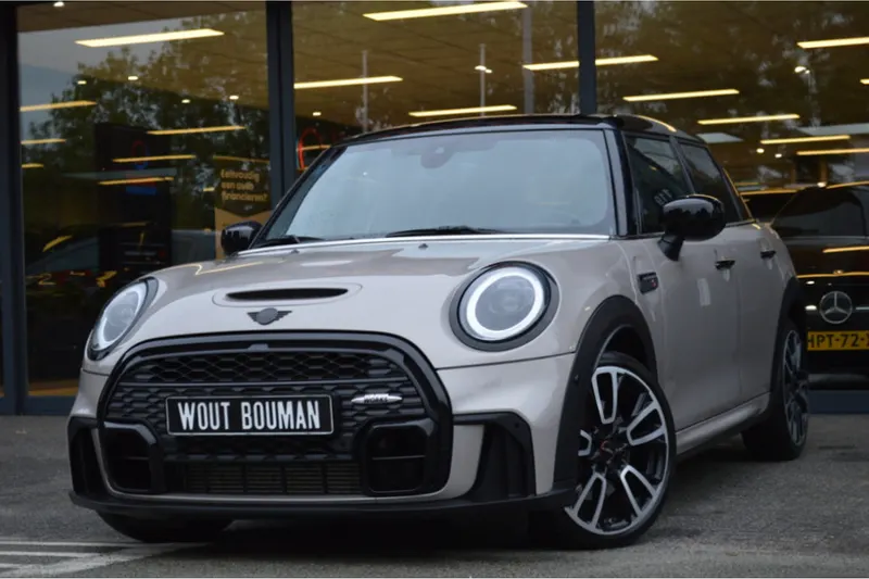 MINI Cooper S (2021)