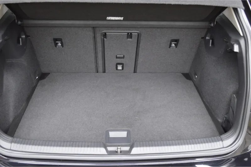 Volkswagen Golf (2020)