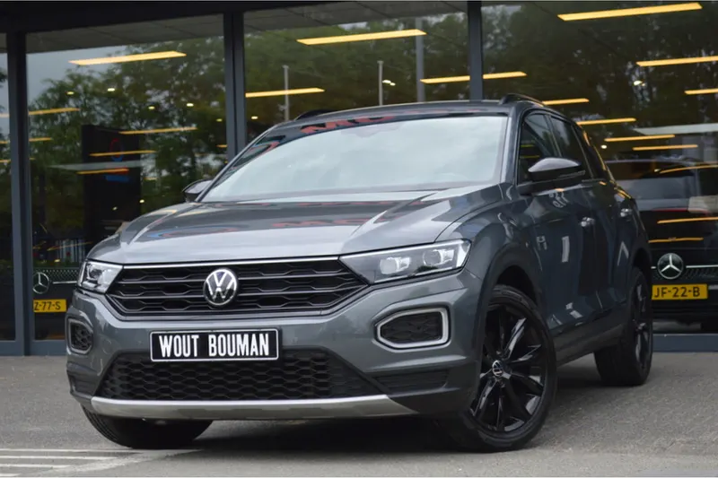 Volkswagen T-Roc (2022)