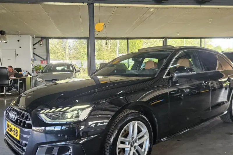 Audi A4 (2020)