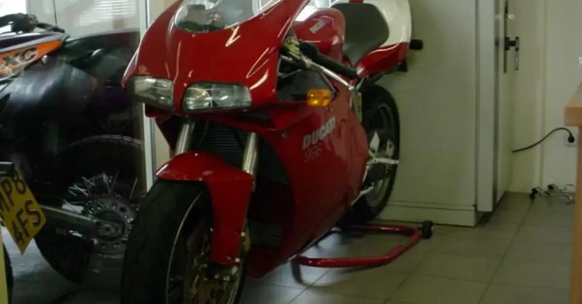 Ducati Supersport (2002) — foto 1