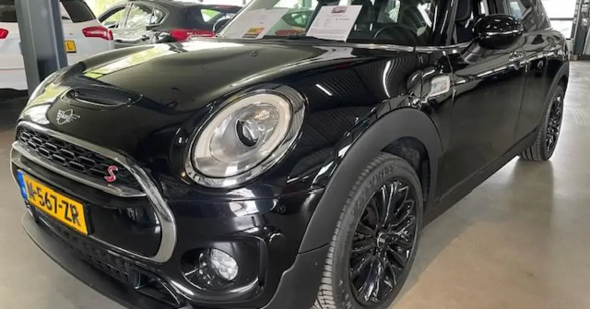 MINI Clubman (2018) — foto 1