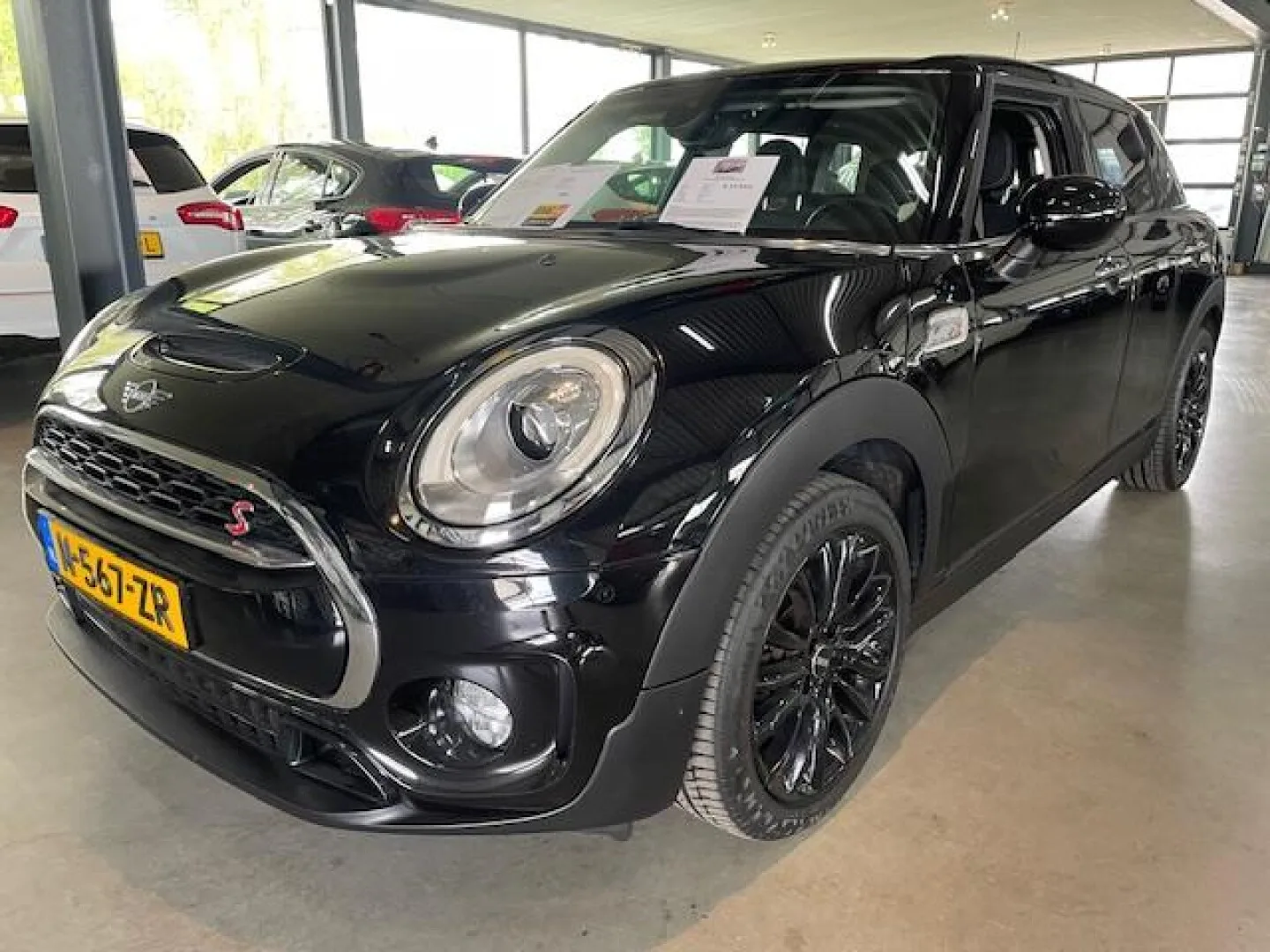 MINI Clubman (2018) — foto 1