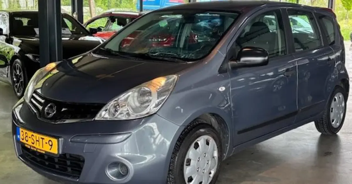 Nissan Note (2010) — foto 1