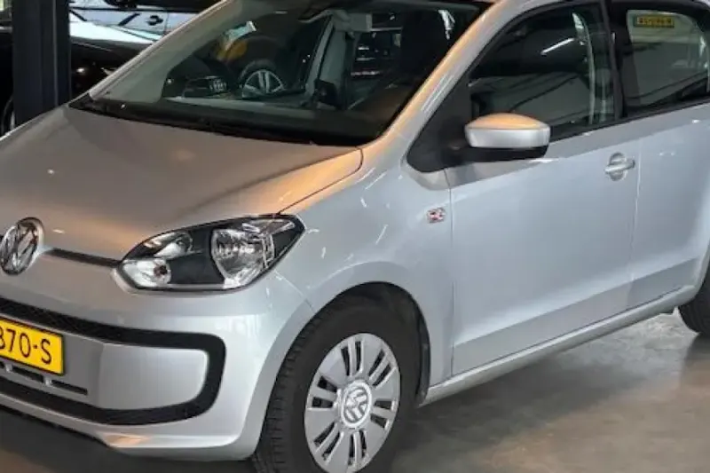 Volkswagen Up! (2015)