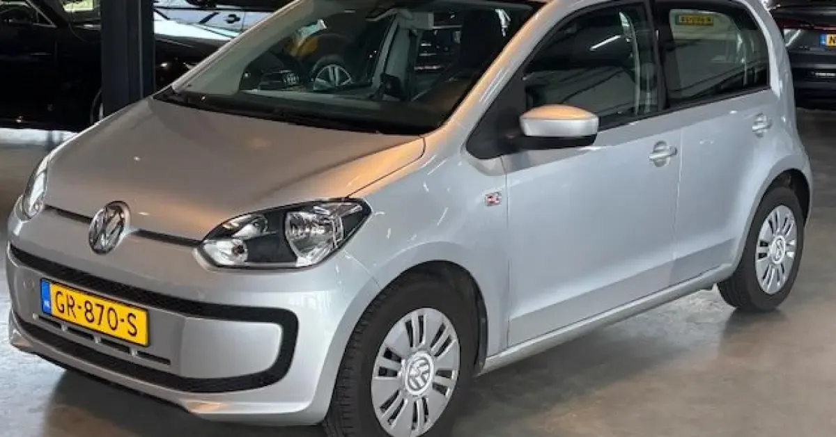 Volkswagen Up! (2015) — foto 1