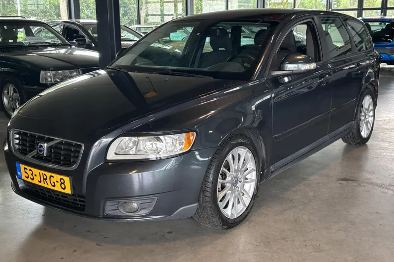 Volvo V50 (2009)
