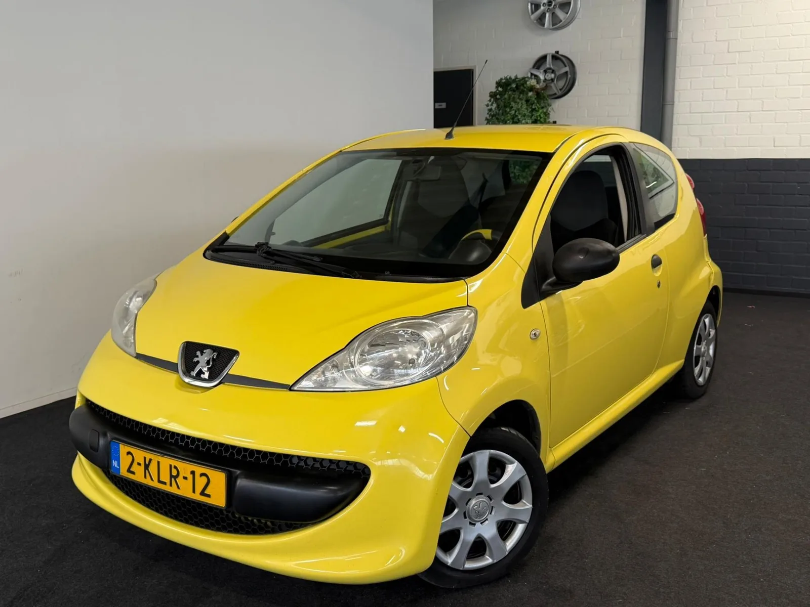 Peugeot 107 (2007) — foto 1