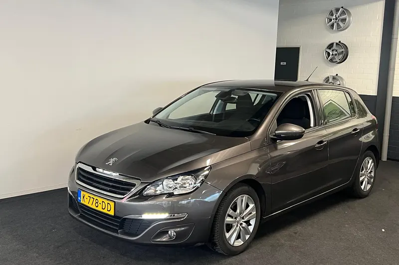 Peugeot 308 (2015)