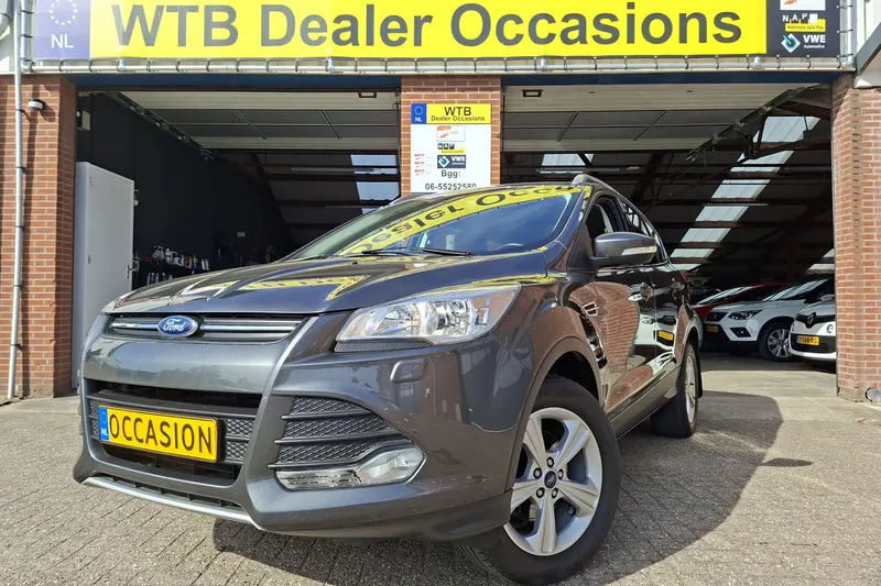 Ford Kuga (2015)