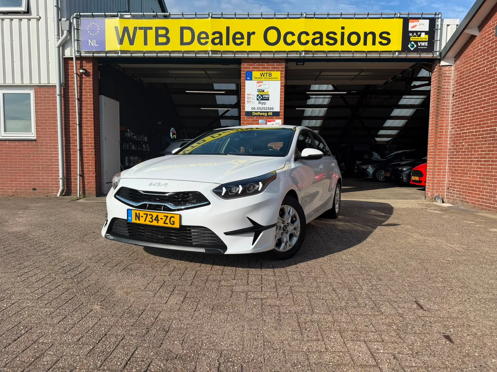 Kia Ceed (2022) — foto 1