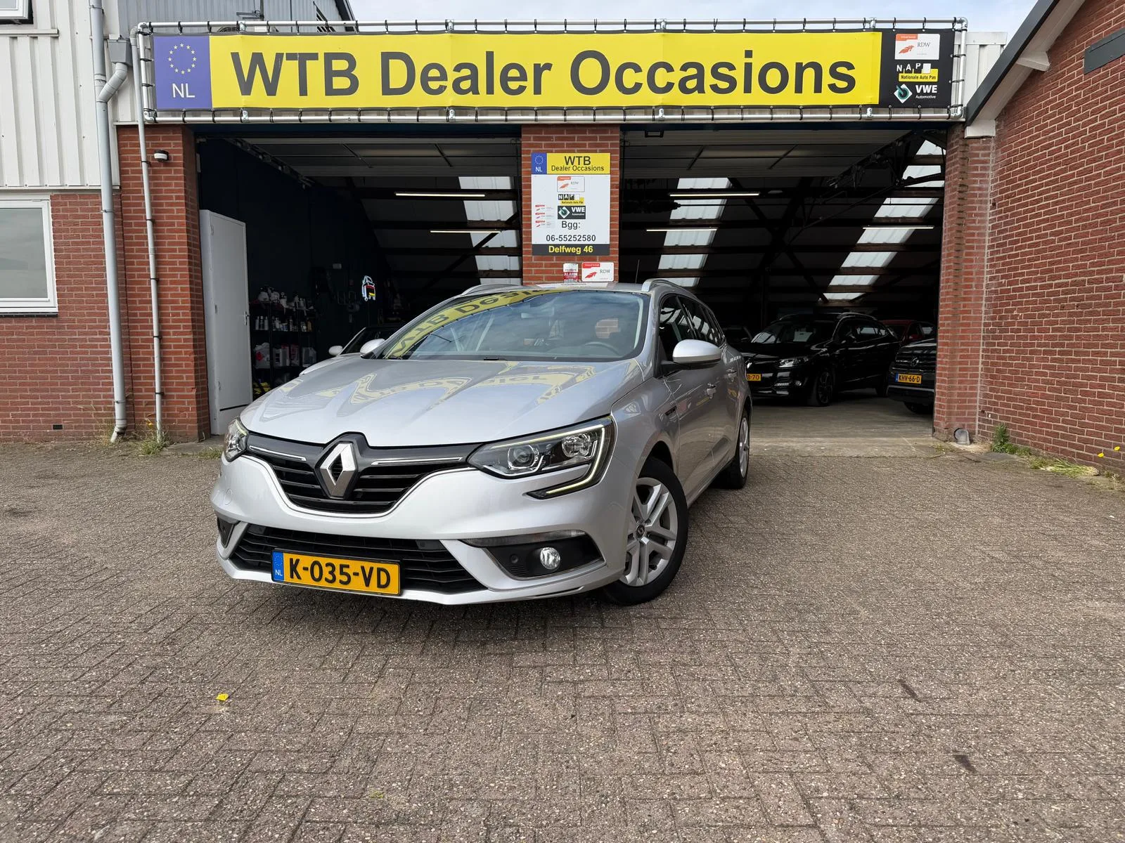 Renault Mégane (2020) — foto 1