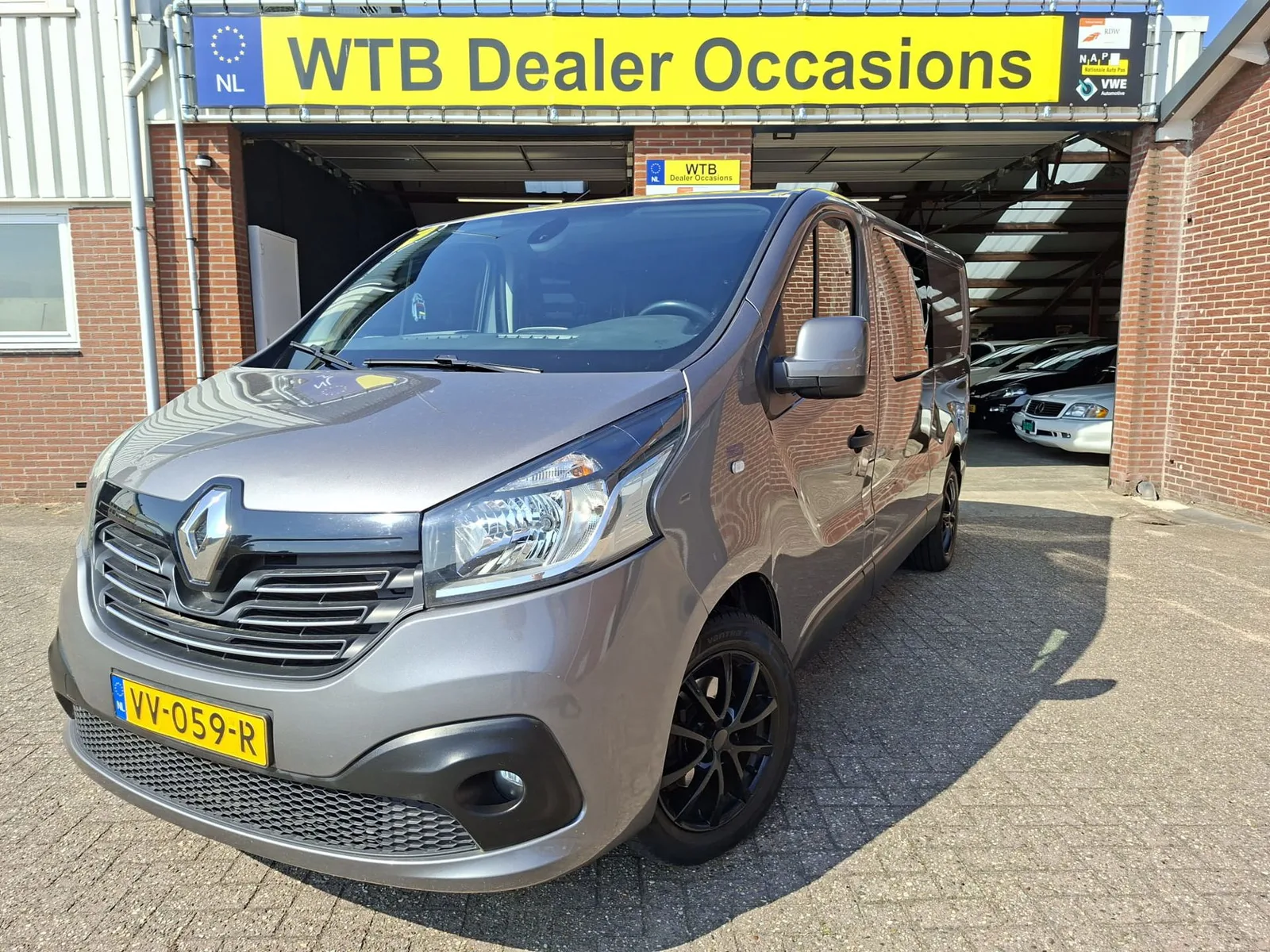 Renault Trafic (2016) — foto 1