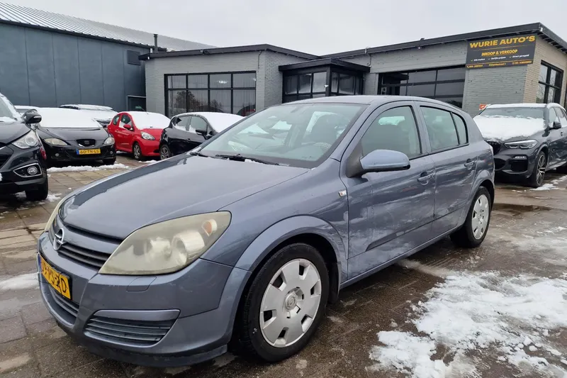 Opel Astra (2004)