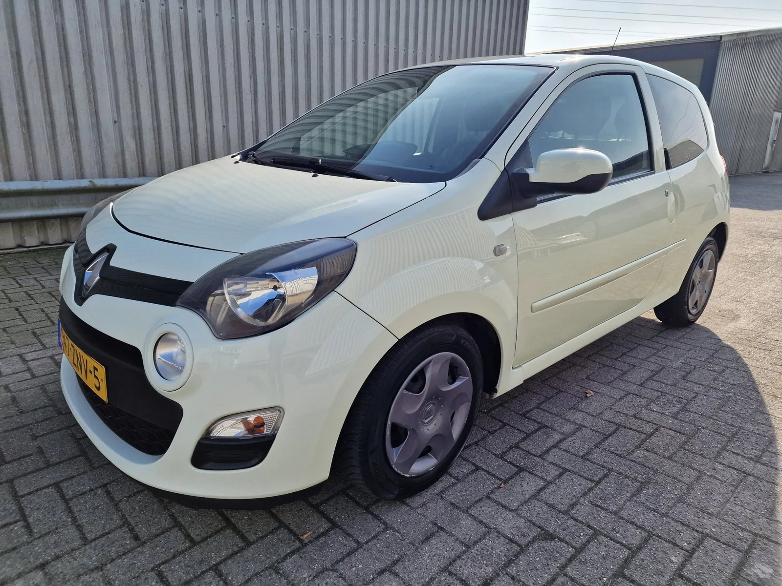 Renault Twingo (2013) — foto 1