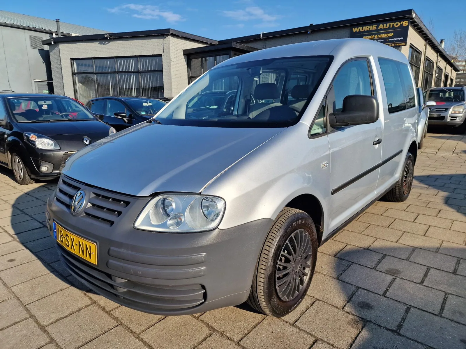 Volkswagen Caddy (2006) — foto 1