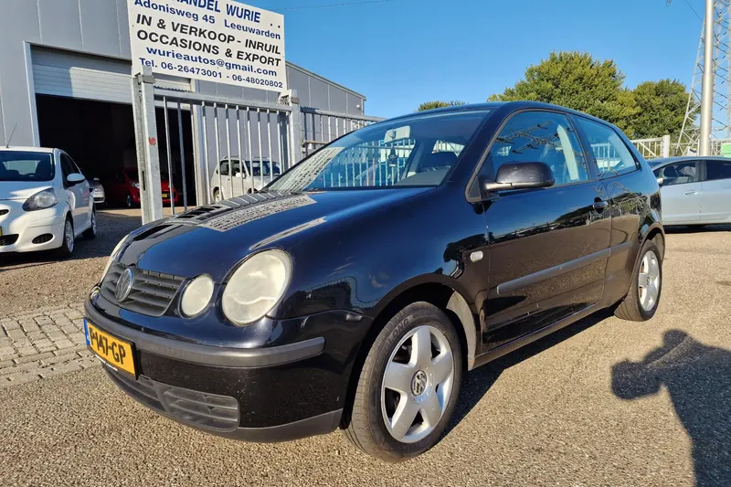 Volkswagen Polo (2003)