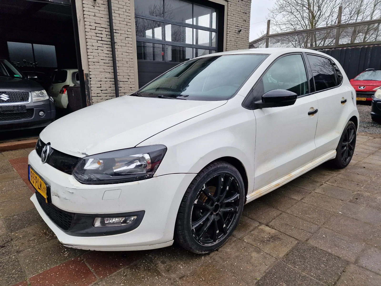 Volkswagen Polo (2011) — foto 1