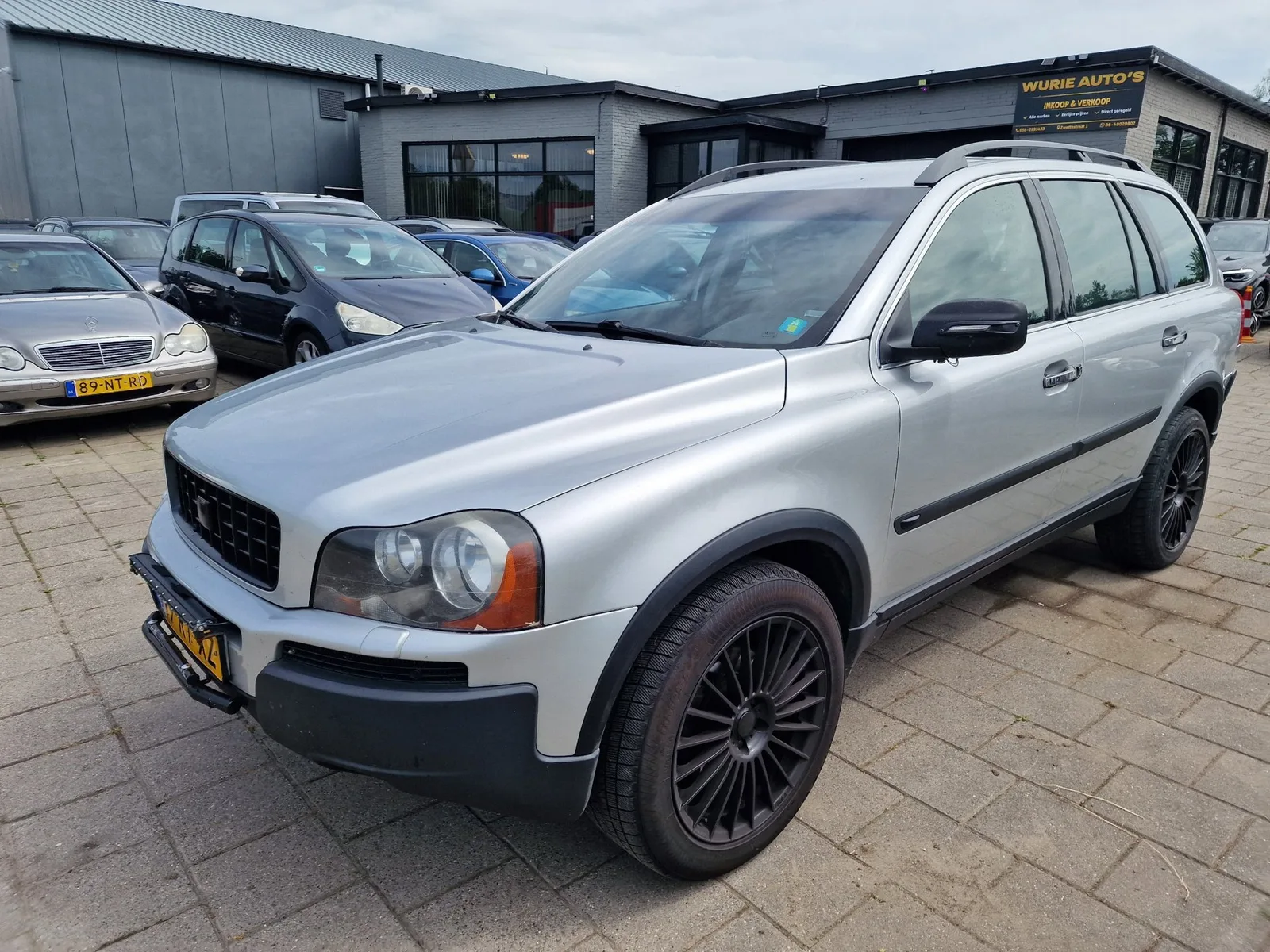Volvo XC90 (2003) — foto 1