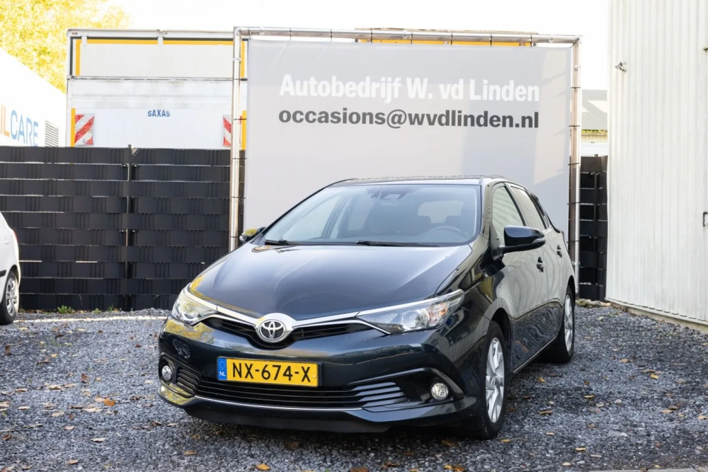 Toyota Auris (2017) — foto 1