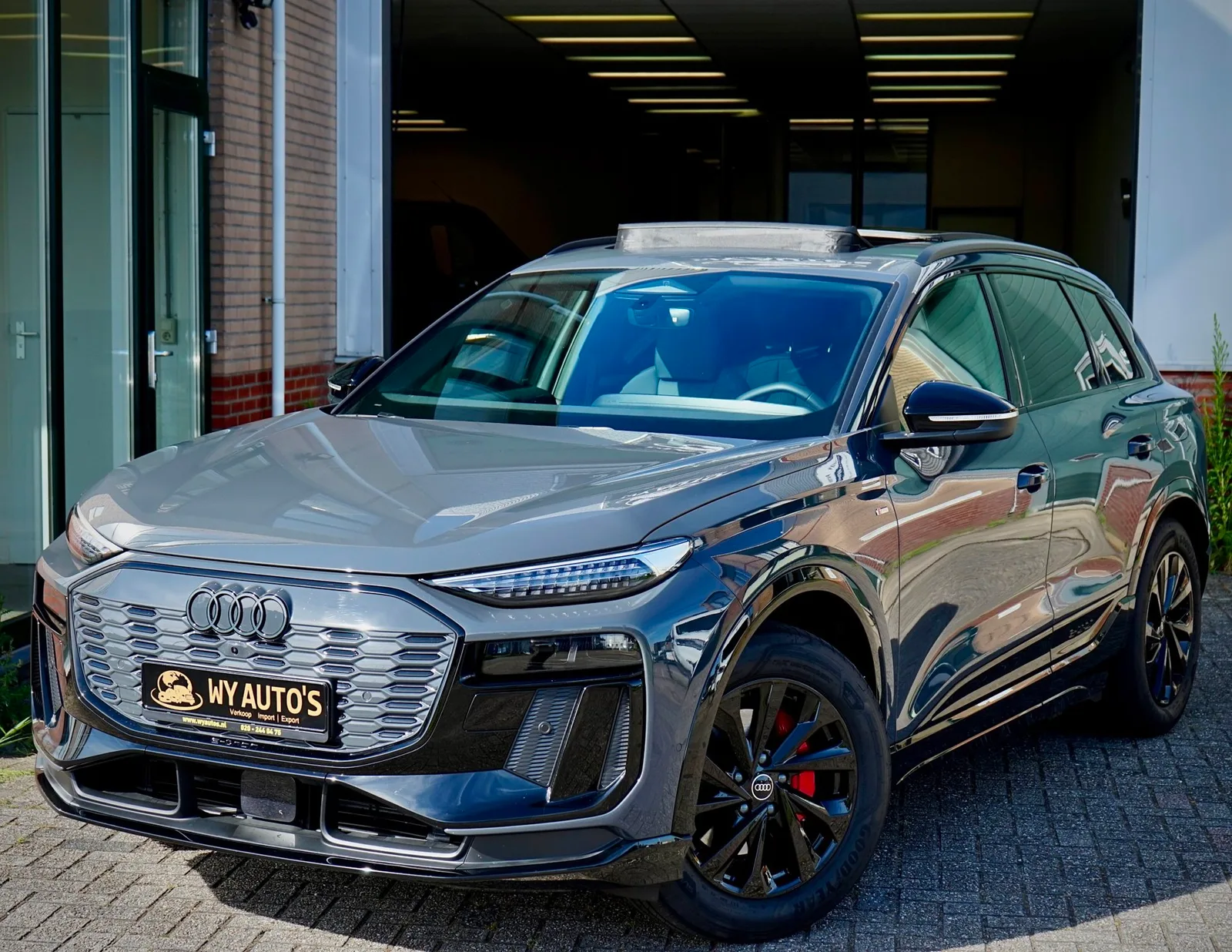 Audi Q6 e-tron (2025) — foto 1
