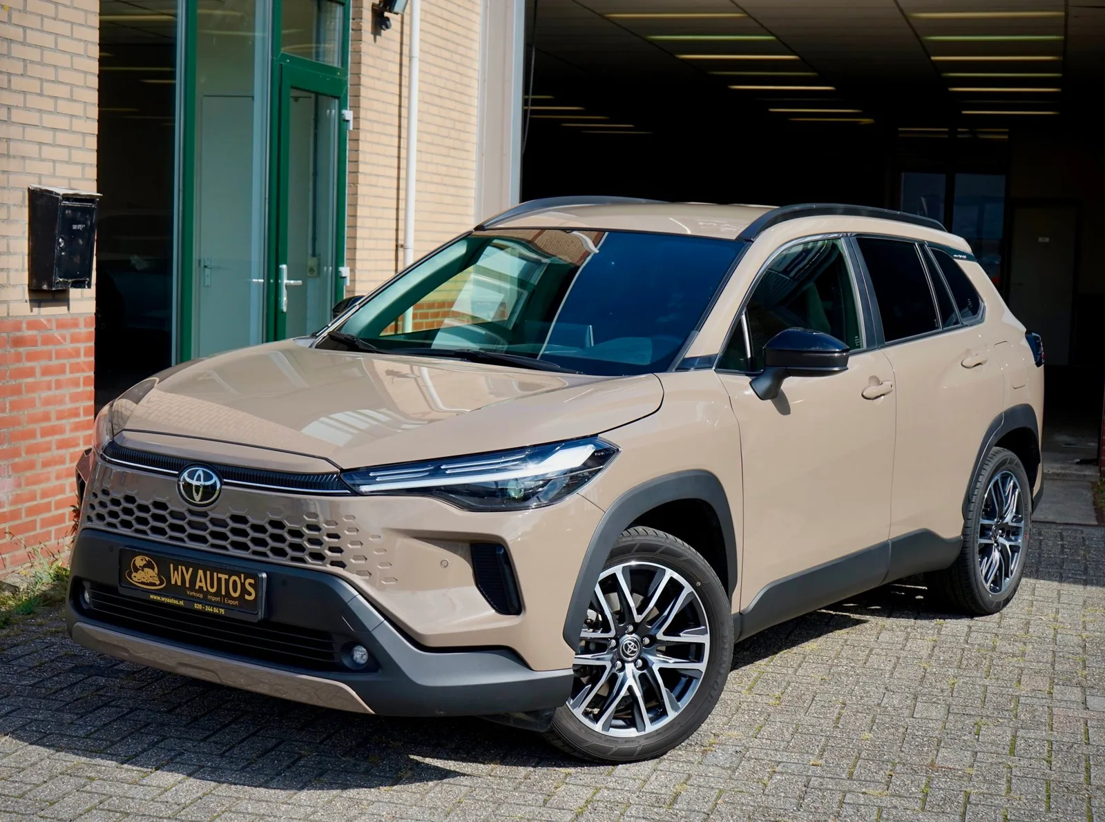 Toyota Corolla Cross (2025) — foto 1