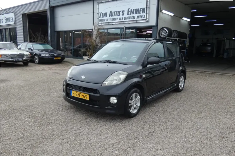 Daihatsu Sirion (2005)