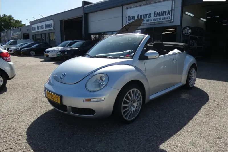 Volkswagen New Beetle (2006)