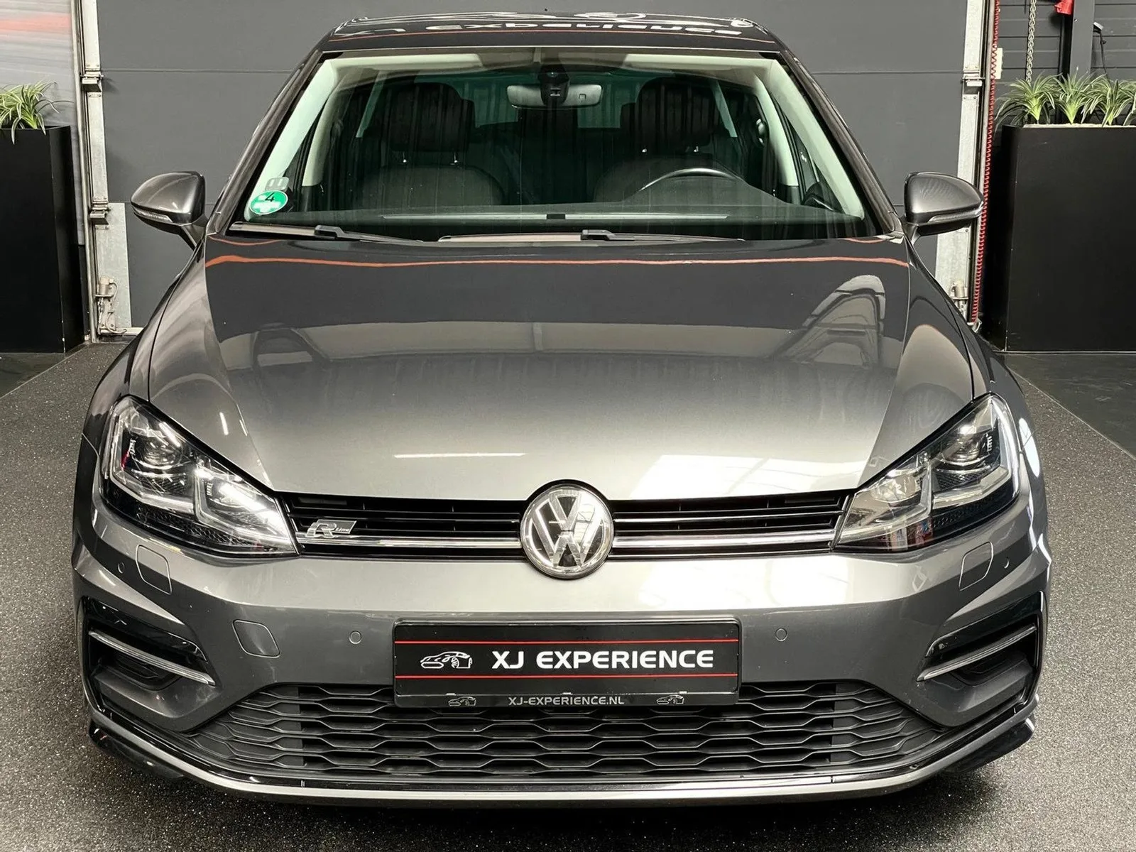 Volkswagen Golf (2018) — foto 1
