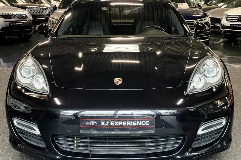 Porsche Panamera (2010)