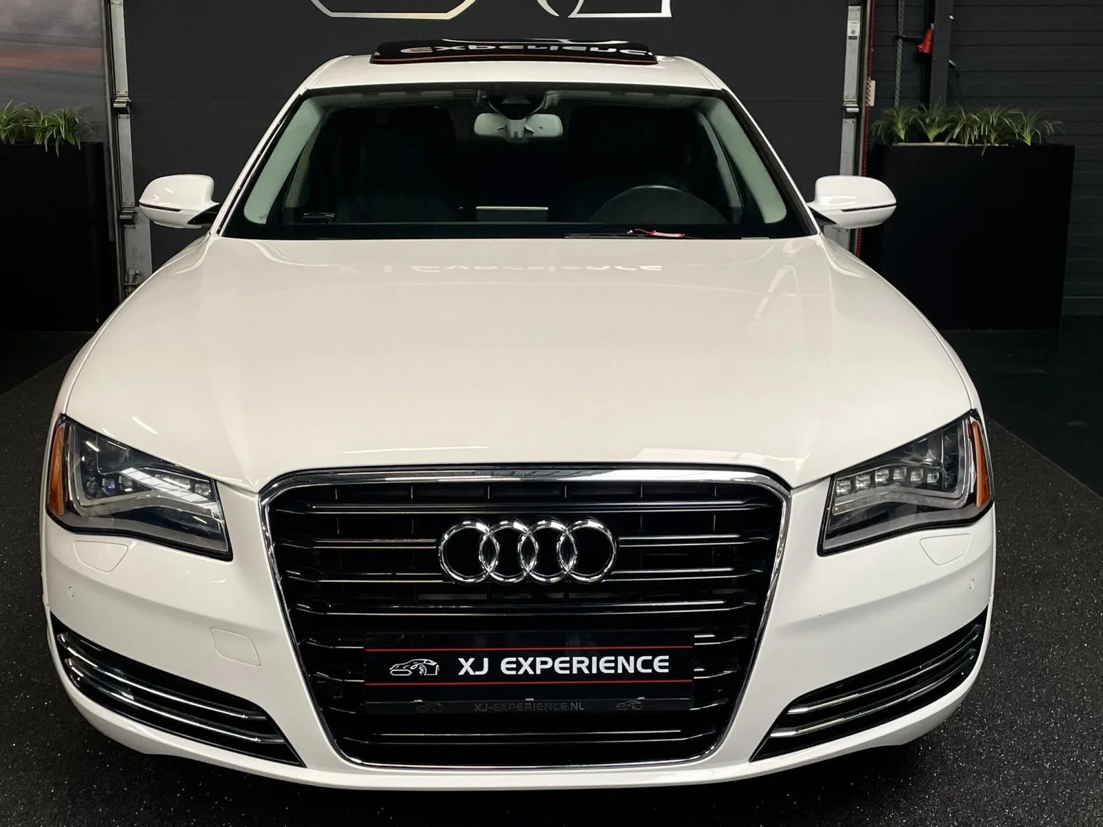 Audi A8 (2012) — foto 1