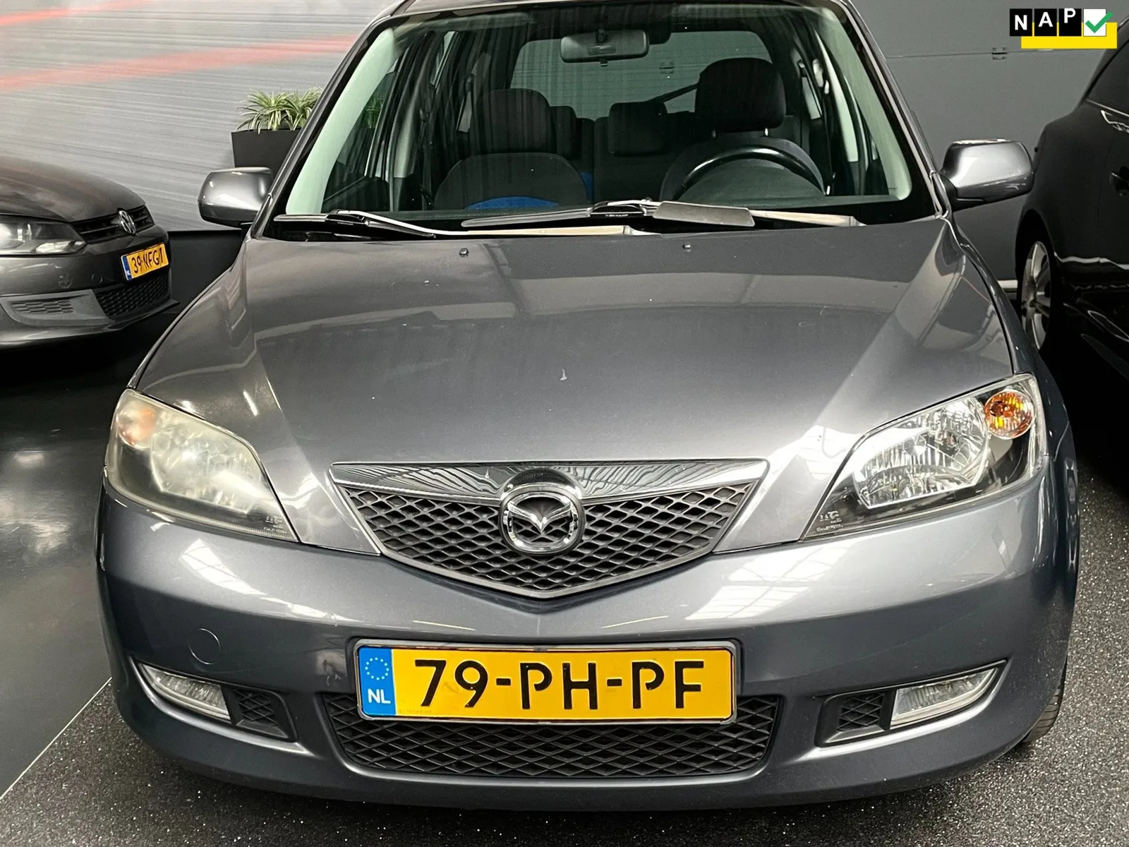 Mazda 2 (2004) — foto 1
