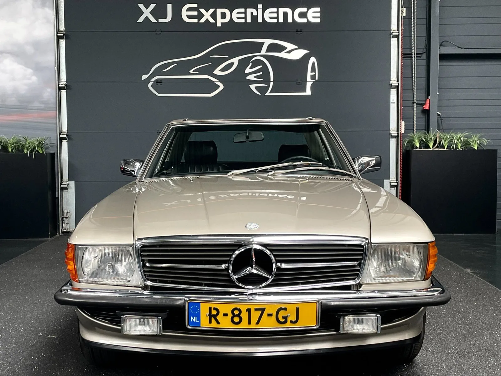Mercedes-Benz SL-Klasse (1985) — foto 1