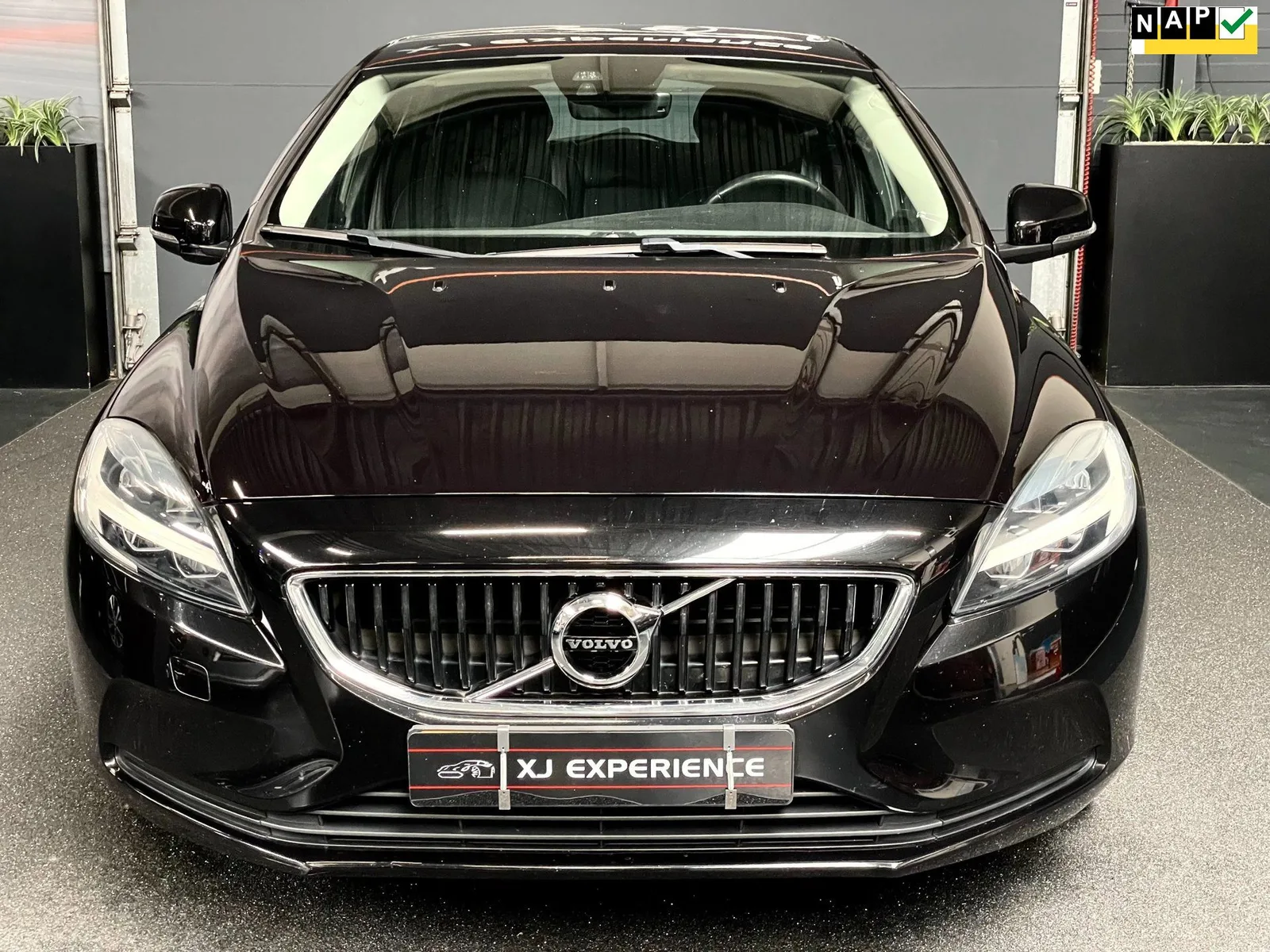 Volvo V40 (2019) — foto 1
