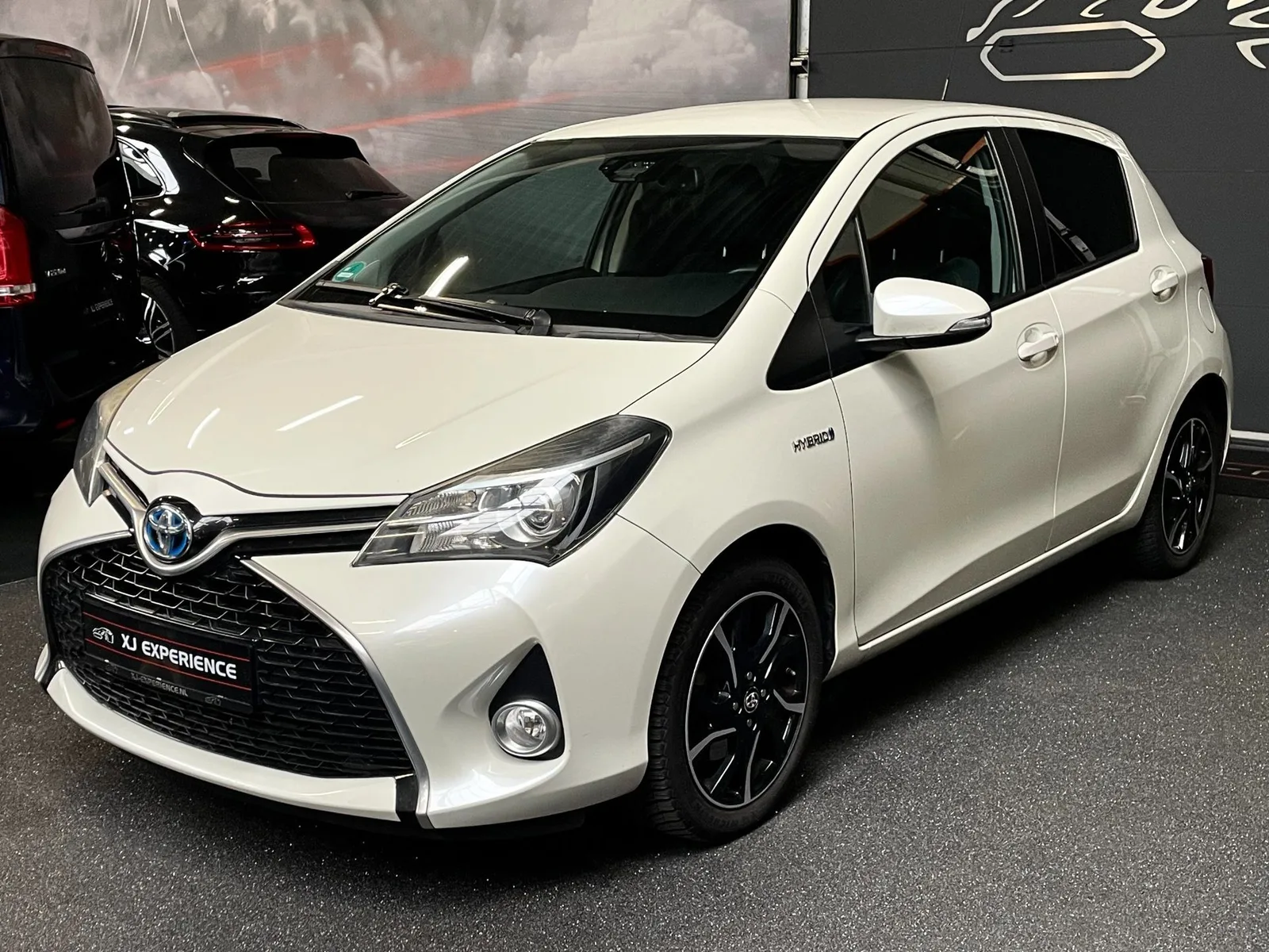 Toyota Yaris (2016) — foto 1