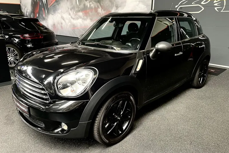 MINI Countryman (2011)