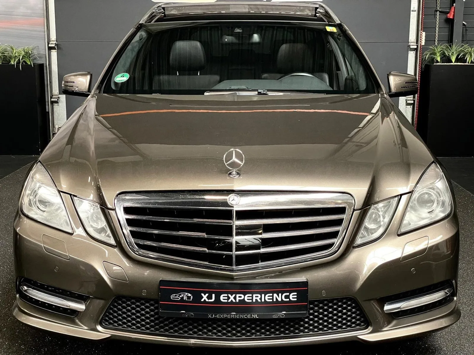 Mercedes-Benz E-Klasse (2012) — foto 1